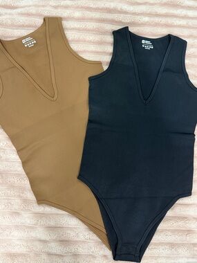 OQQ NWOT 2-PACK V-Neck One-Piece Bodysuit in Black and Brown